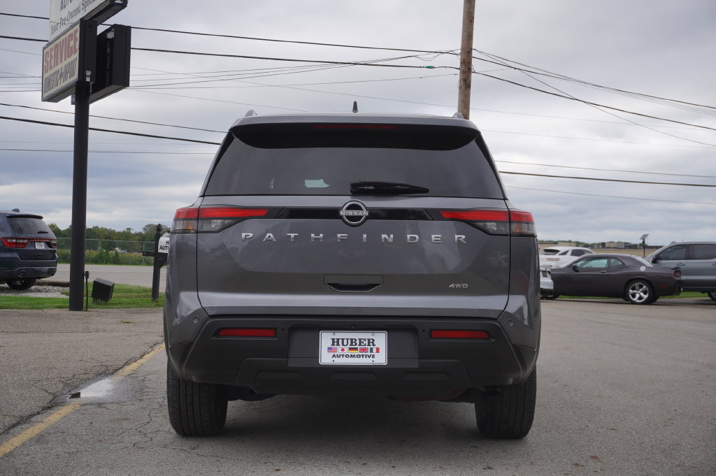 Used 2025 Nissan Pathfinder SV AWD/4WD image 6