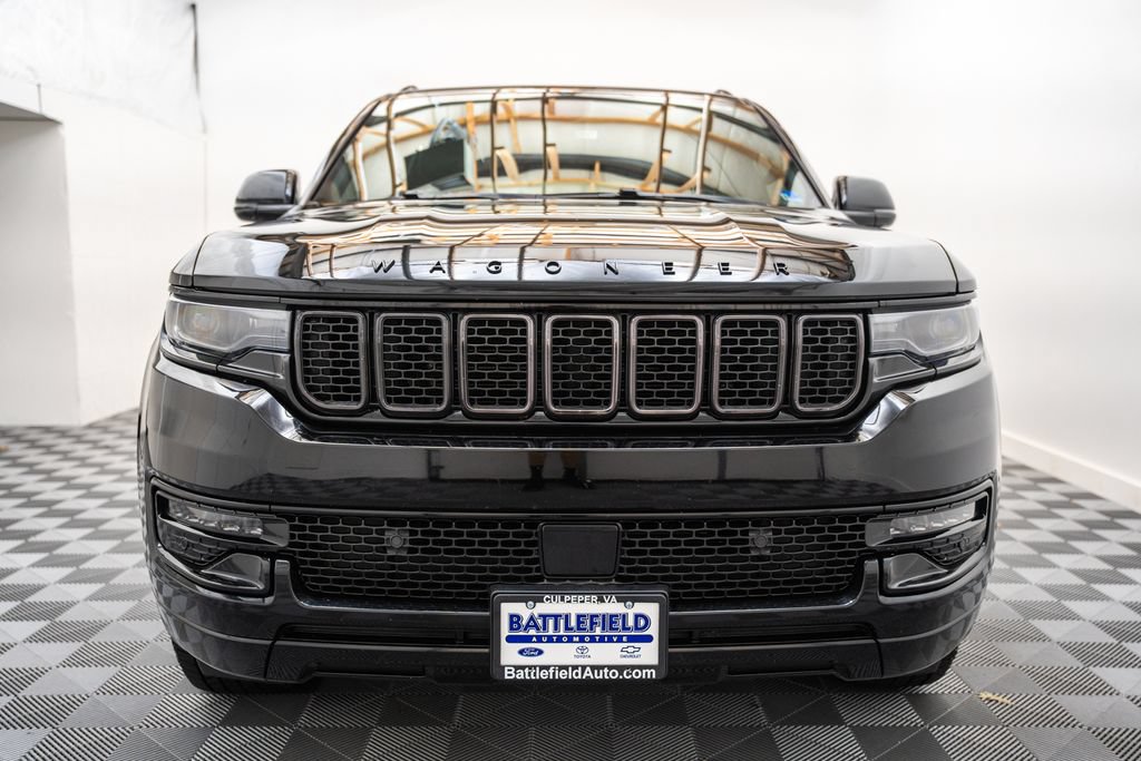Used 2024 Jeep Wagoneer Series II AWD/4WD image 2