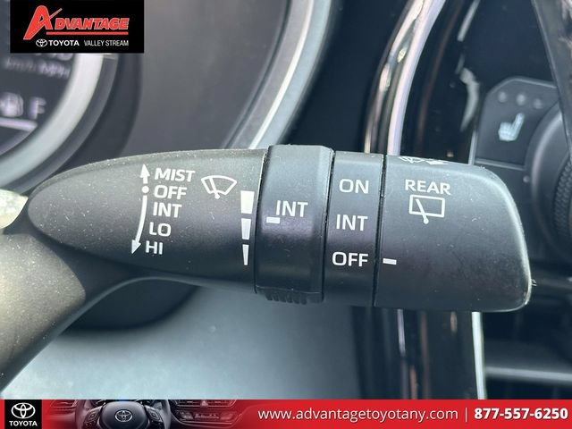 Certified 2021 Toyota Highlander XLE AWD/4WD image 29