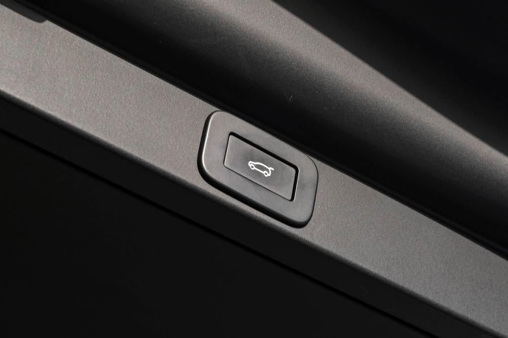 Used 2023 Land Rover Range Rover SE AWD/4WD image 60