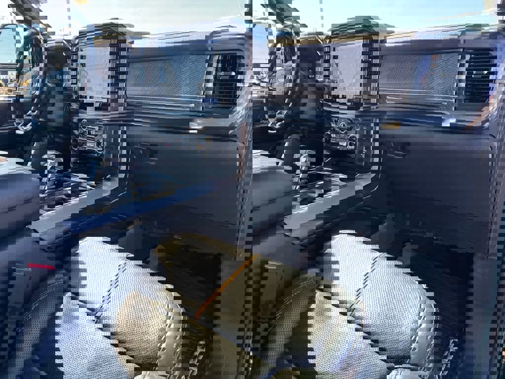 Used 2022 Ford F150 Platinum AWD/4WD image 40