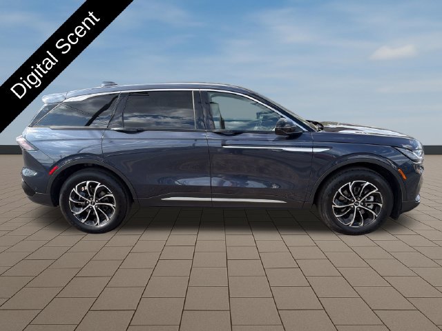 Certified 2024 Lincoln Nautilus Premier w/ Equipment Group 102A AWD/4WD image 8