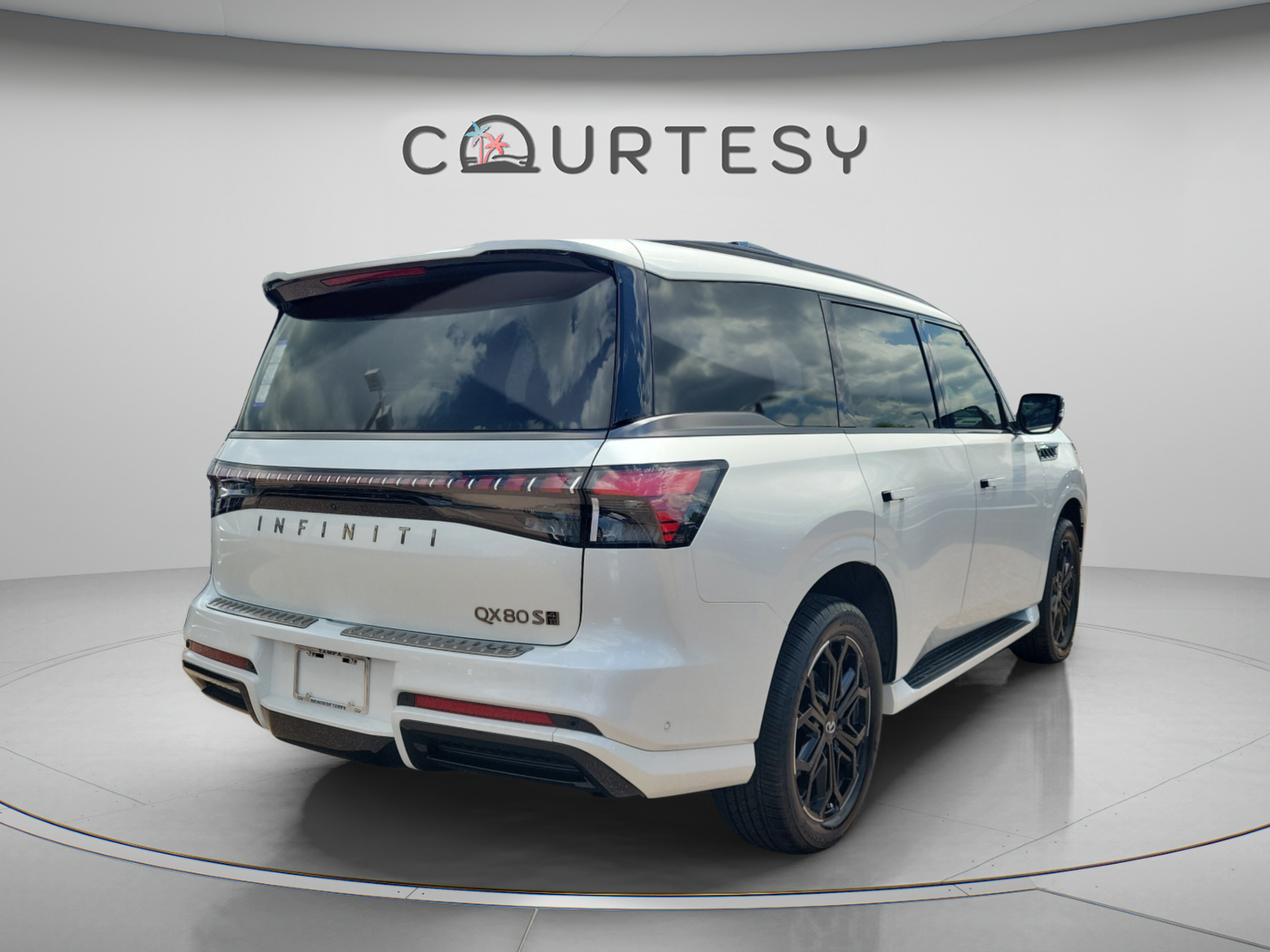 New 2027 INFINITI QX80 Sensory w/ Sport Exterior Package AWD/4WD image 4