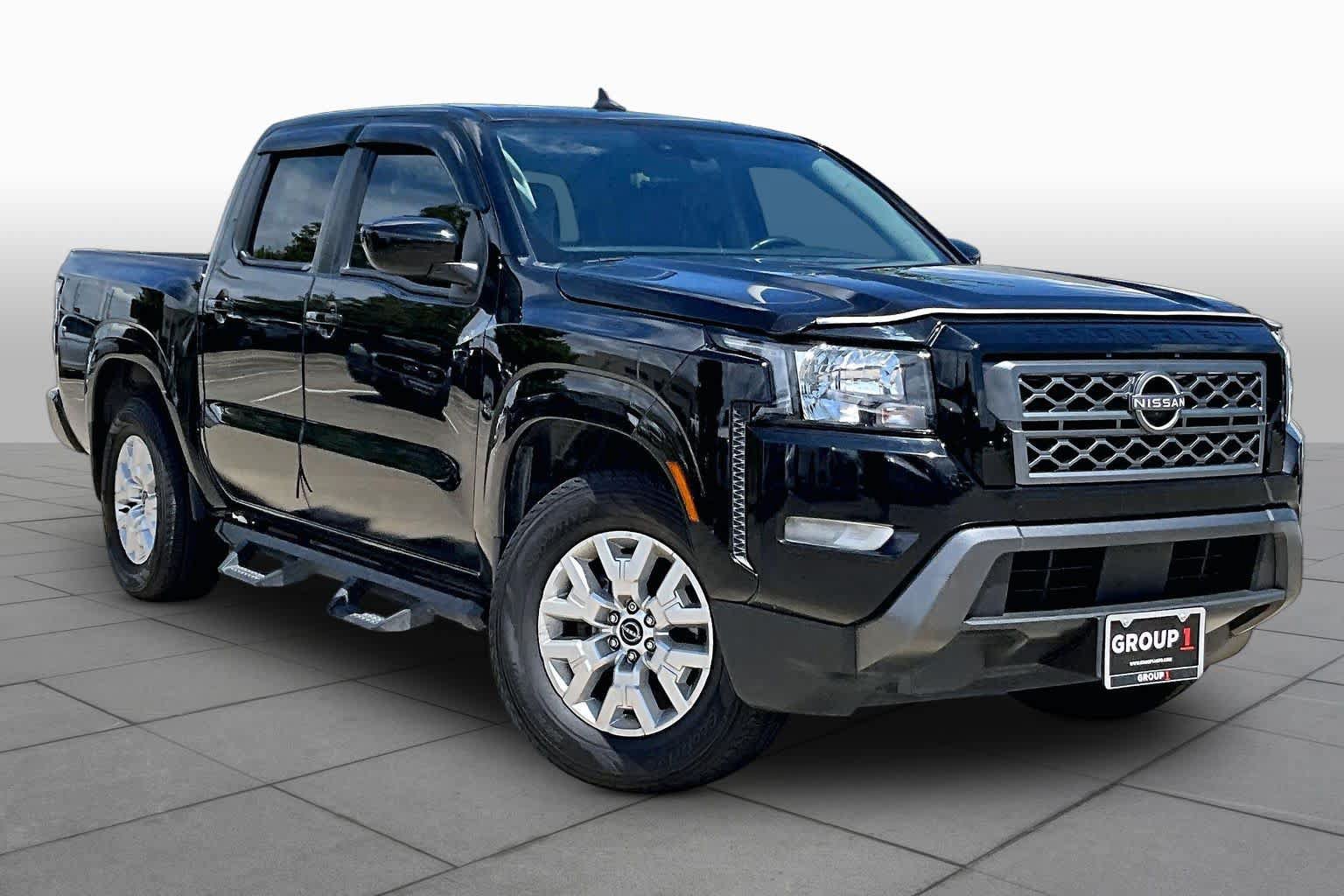 Used 2023 Nissan Frontier SV w/ SV Convenience Package RWD image 3