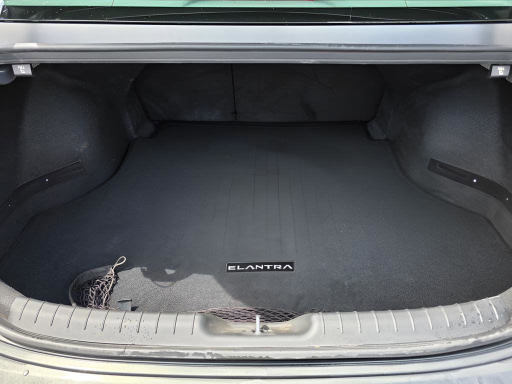 Used 2024 Hyundai Elantra SEL w/ Convenience Package FWD image 14