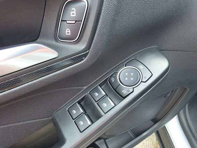 Used 2025 Ford Escape ST-Line Select AWD/4WD image 13