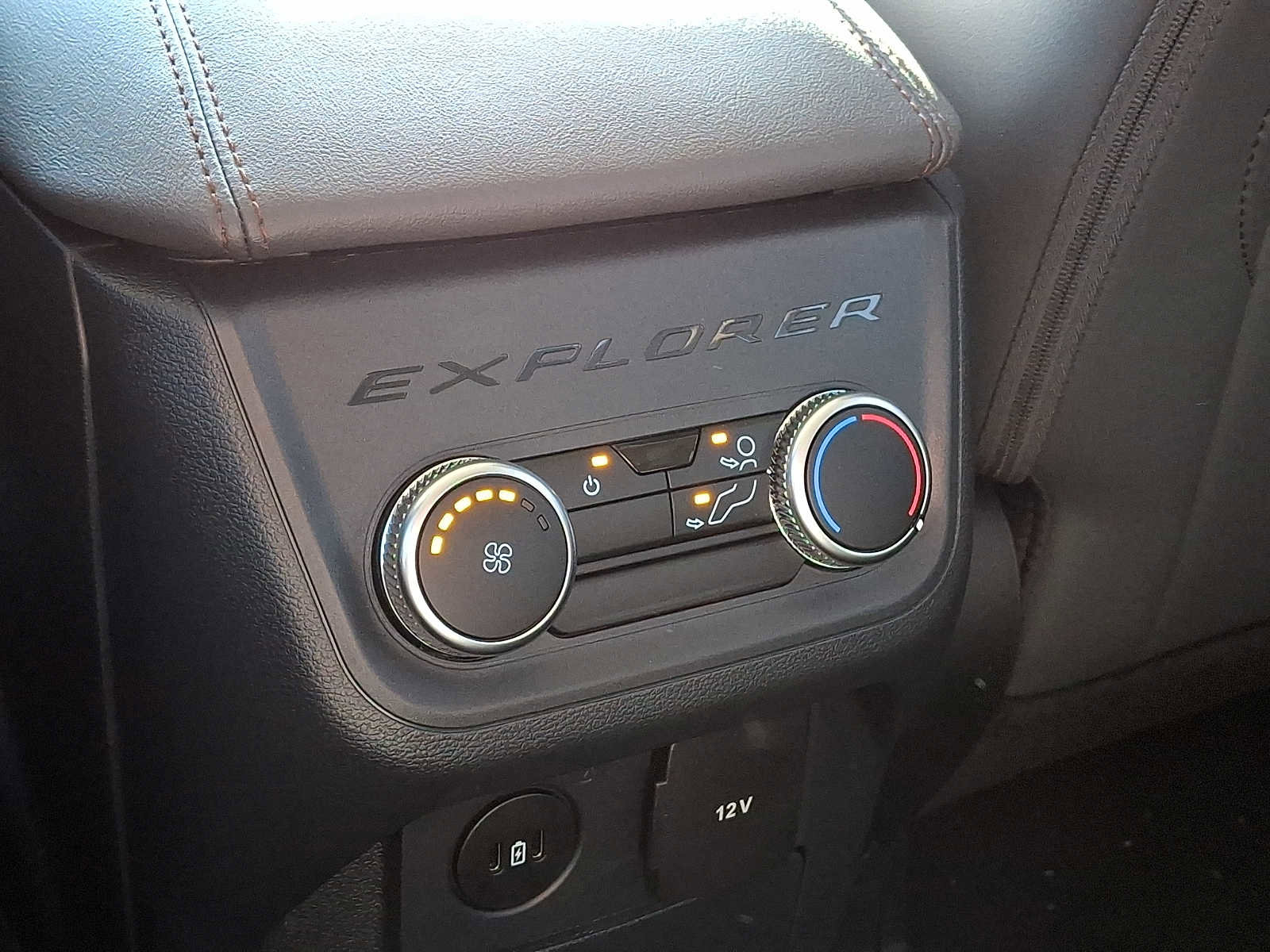 New 2026 Ford Explorer Active image 9