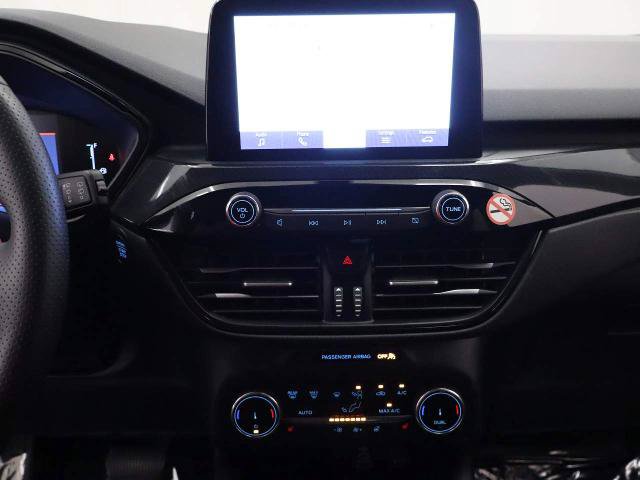 Certified 2025 Ford Escape ST-Line Select AWD/4WD image 30