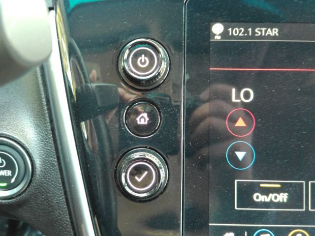 Used 2023 Chevrolet Bolt LT FWD image 42