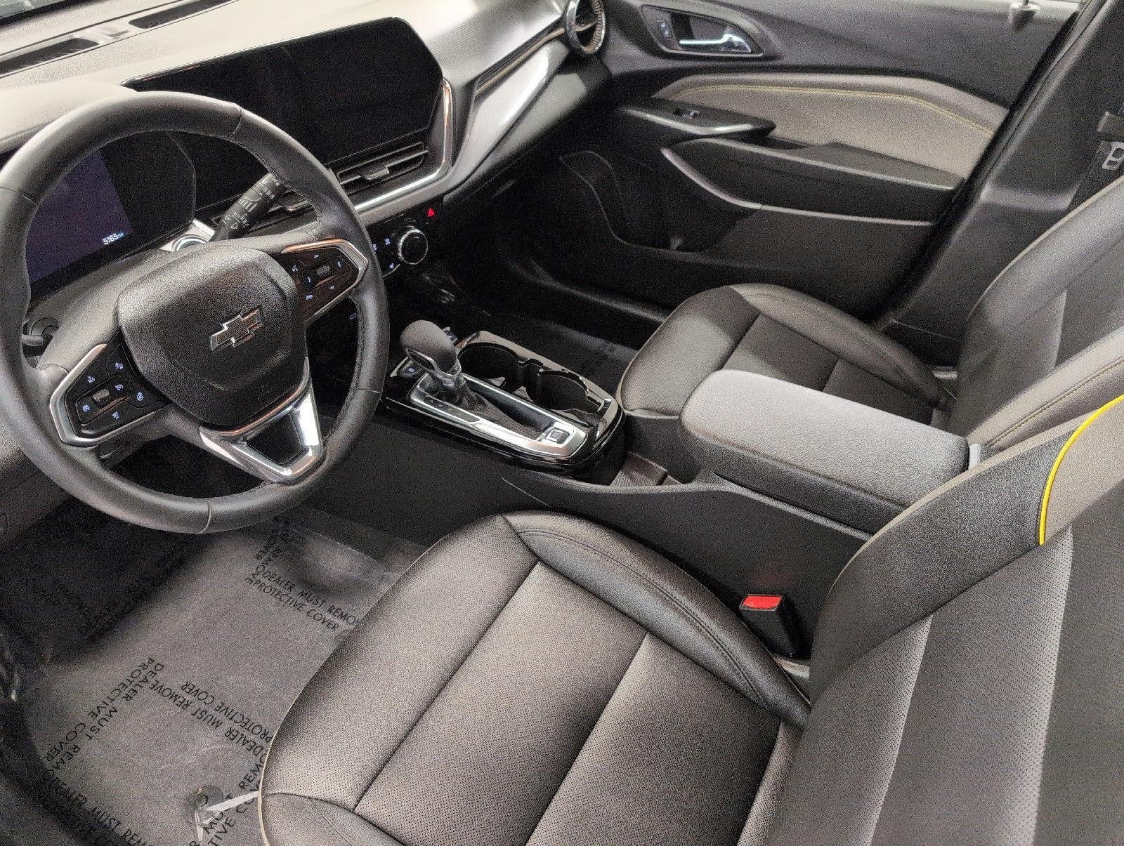 Used 2026 Chevrolet Trax ACTIV w/ Sunroof Package FWD image 9
