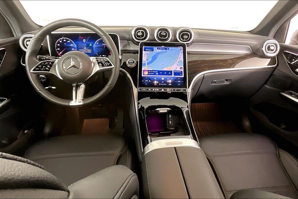 Certified 2025 Mercedes-Benz GLC 350e 4MATIC image 13