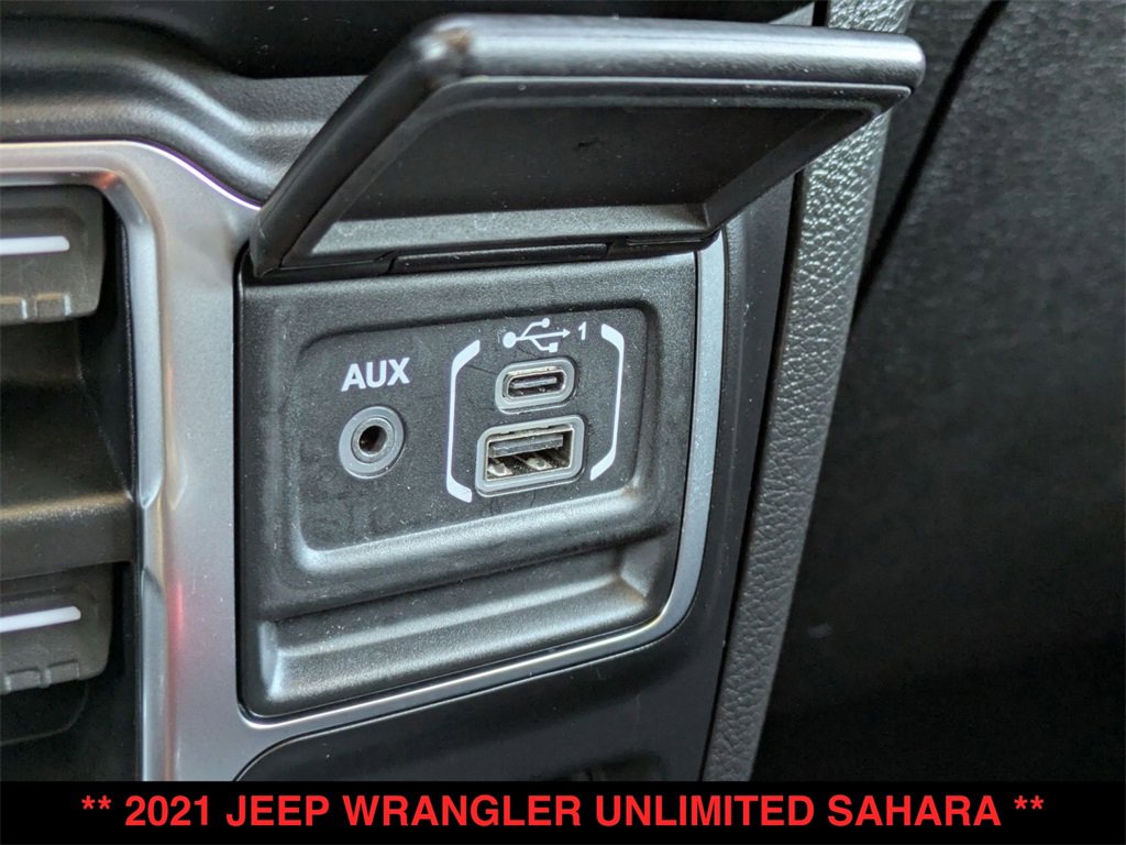 Used 2021 Jeep Wrangler Unlimited Sahara w/ Uconnect 4C Nav & Sound Group image 9