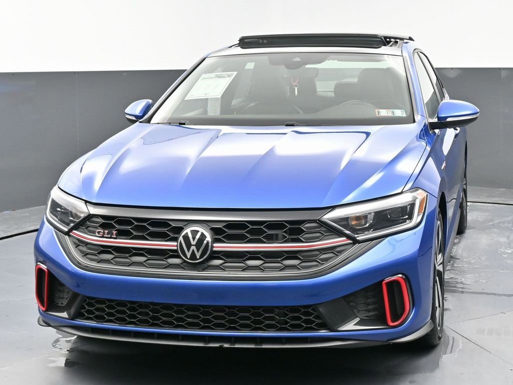 Used 2024 Volkswagen Jetta GLI Autobahn image 5