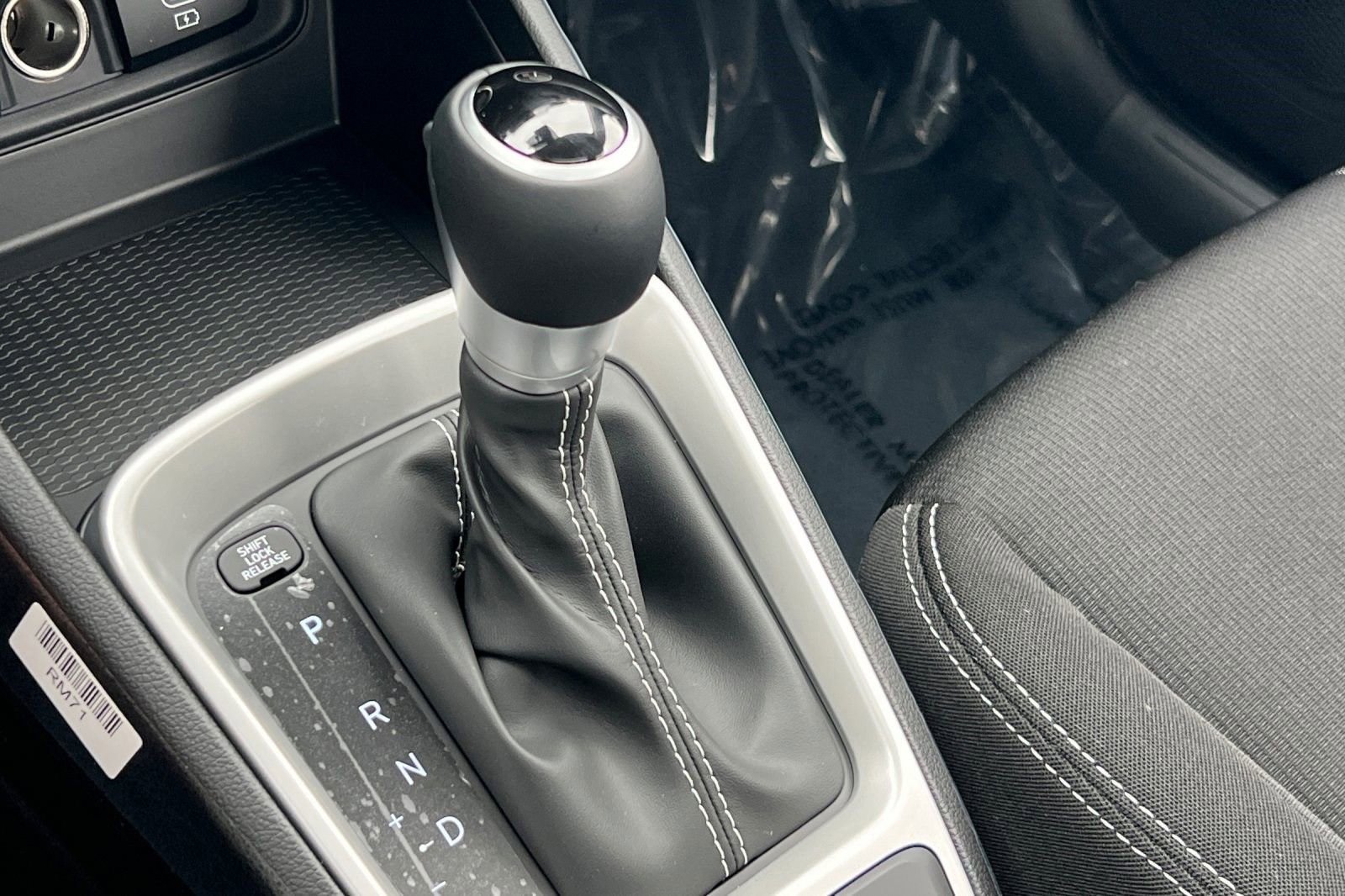 New 2025 Hyundai Venue SEL image 24