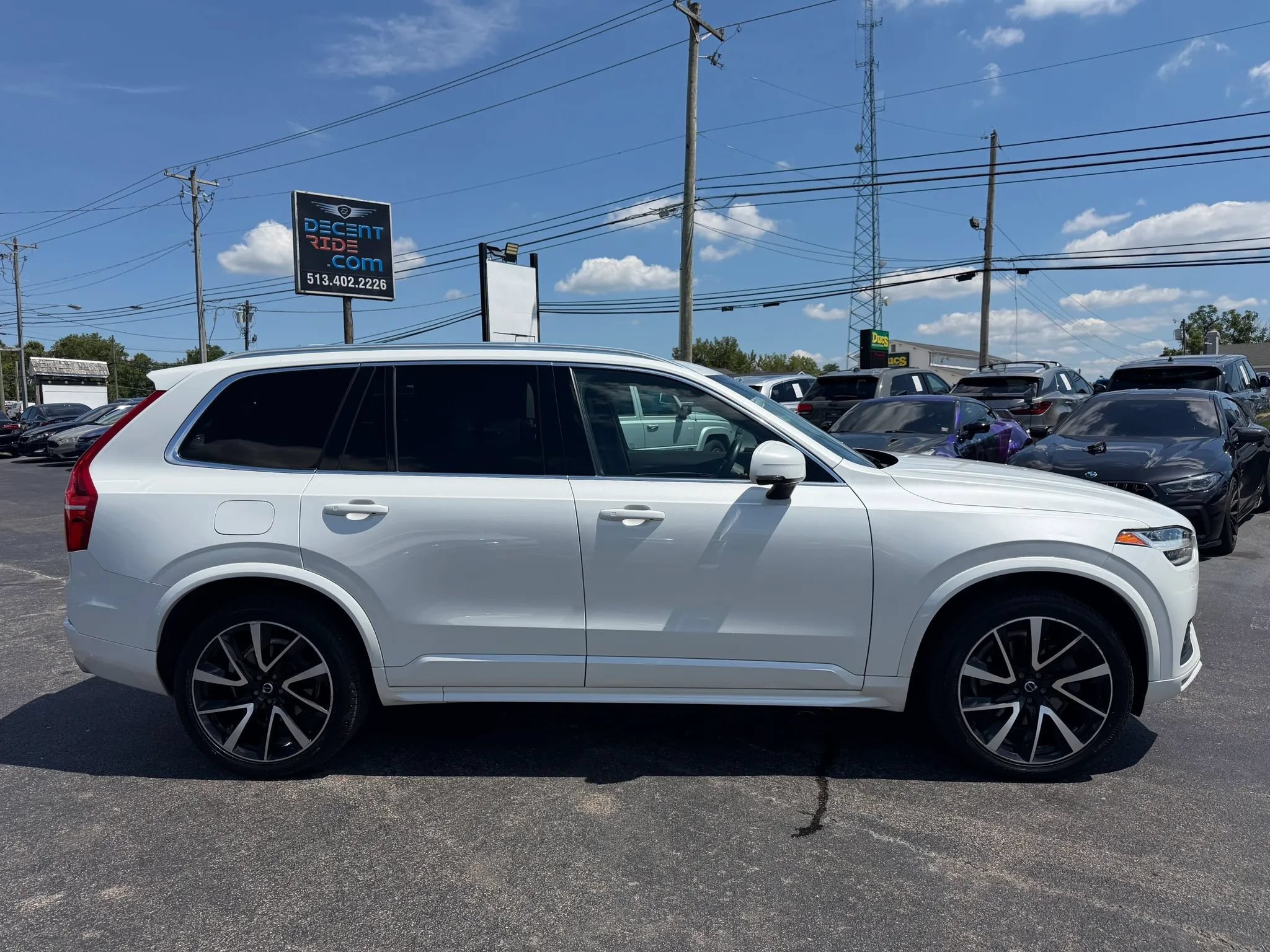 Used 2020 Volvo XC90 T6 Momentum w/ Protection Package AWD/4WD image 2