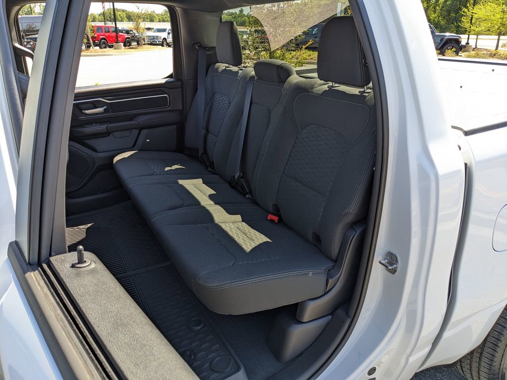 New 2026 RAM 1500 4x4 Crew Cab image 37