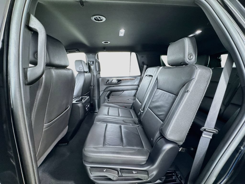 Used 2025 Chevrolet Tahoe Z71 AWD/4WD image 13