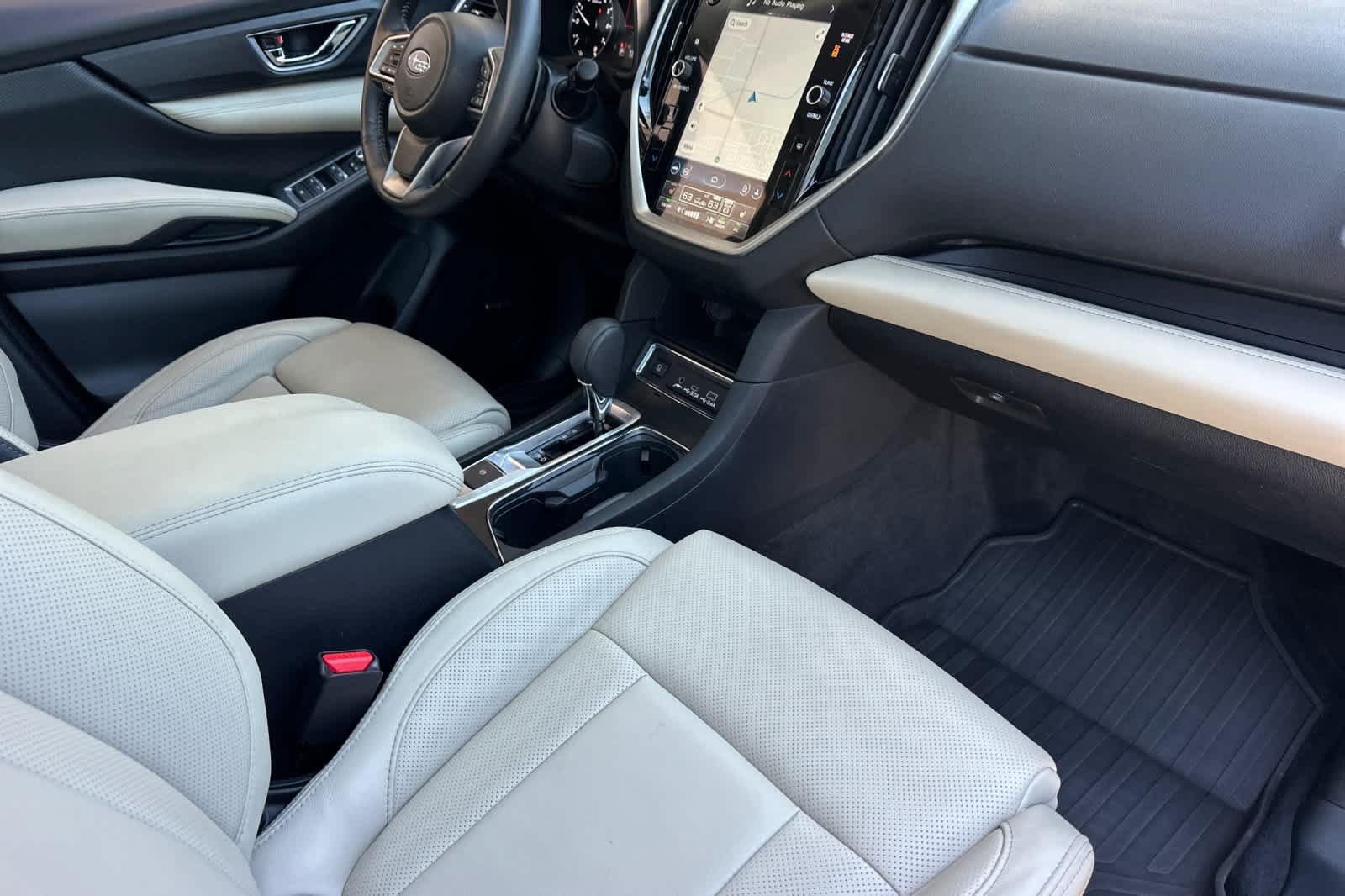 Used 2025 Subaru Ascent Limited AWD/4WD image 16