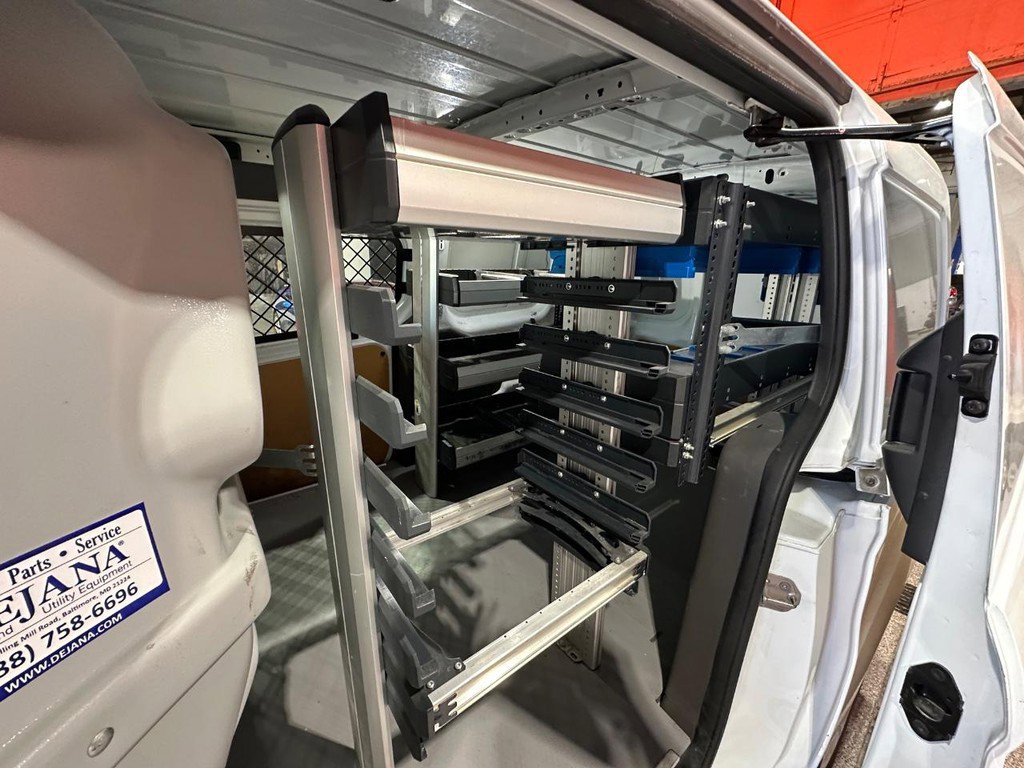 Used 2022 Ford Transit Connect XL image 13