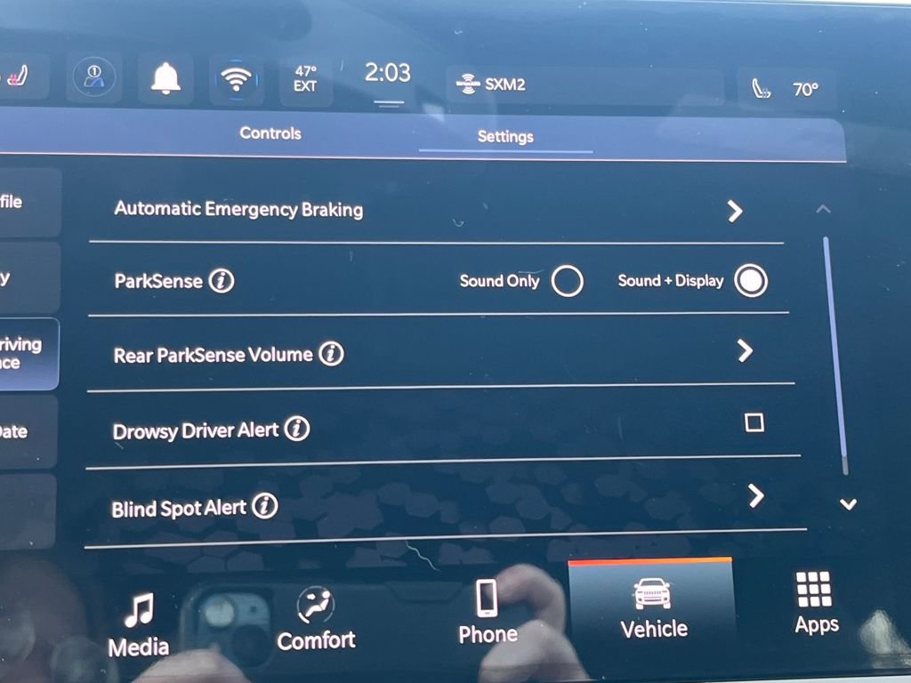 New 2025 Jeep Compass Limited image 14