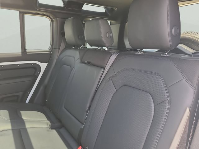 Used 2025 Land Rover Defender 110 S AWD/4WD image 6
