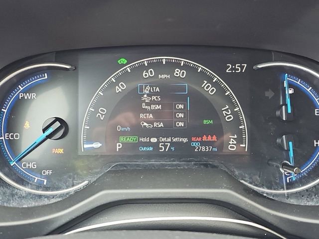 Used 2025 Toyota RAV4 XLE image 12