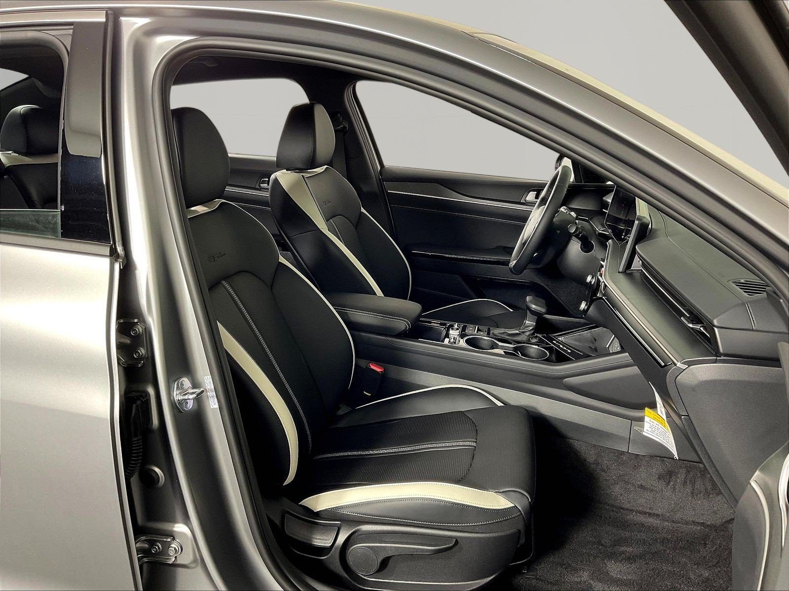 New 2026 Kia K5 GT-Line AWD/4WD image 18