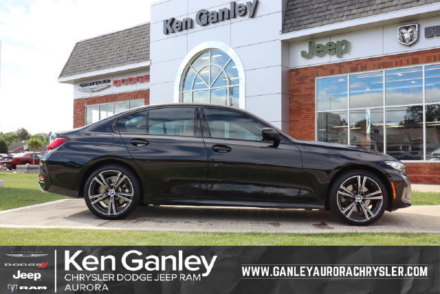 Used 2023 BMW 330i xDrive Sedan w/ Premium Package AWD/4WD image 1