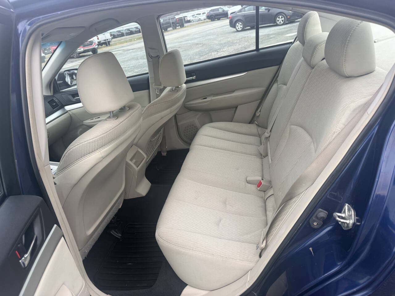 Used 2011 Subaru Legacy 2.5i Premium w/ All-Weather Pkg AWD/4WD image 11