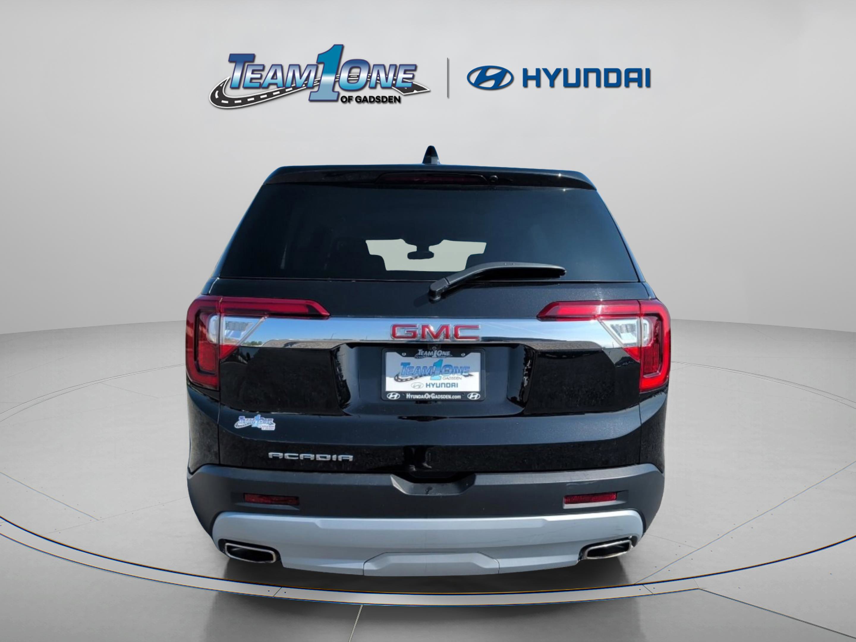 Used 2023 GMC Acadia SLE image 8