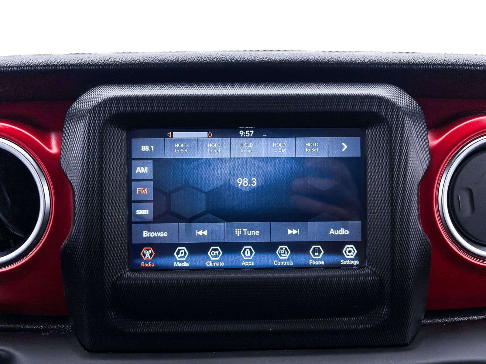 Used 2021 Jeep Gladiator Rubicon w/ LED Lighting Group AWD/4WD image 19