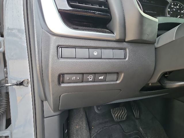 Used 2023 Nissan Rogue SL FWD image 15