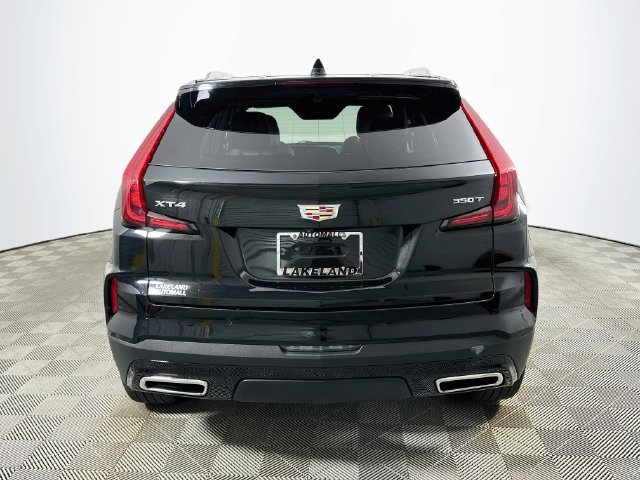 Used 2024 Cadillac XT4 Premium Luxury FWD image 4