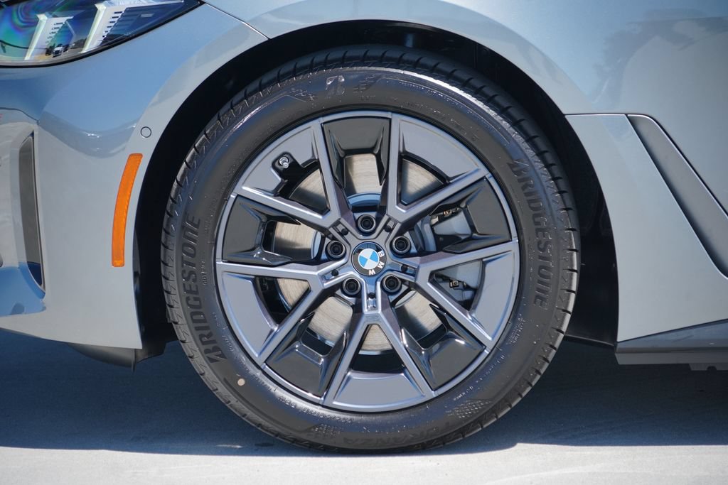 New 2026 BMW i4 eDrive40 w/ Premium Package RWD image 5