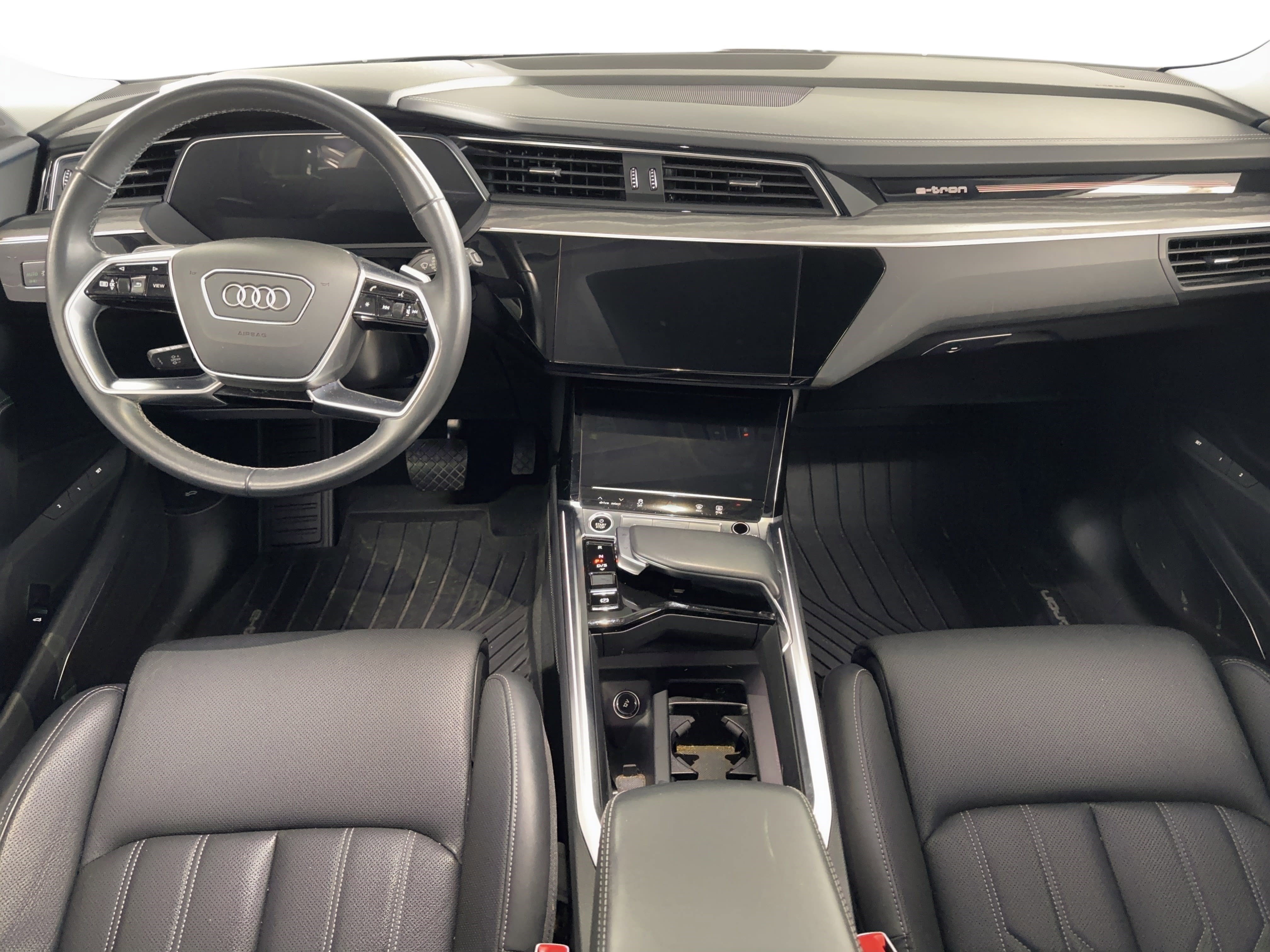 Certified 2024 Audi Q8 e-tron Prestige w/ Prestige Package image 19