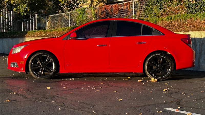 Used 2014 Chevrolet Cruze LTZ w/ RS Package image 2
