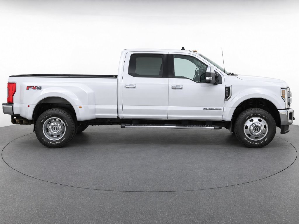 Used 2019 Ford F350 Lariat w/ Lariat Ultimate Package AWD/4WD image 10