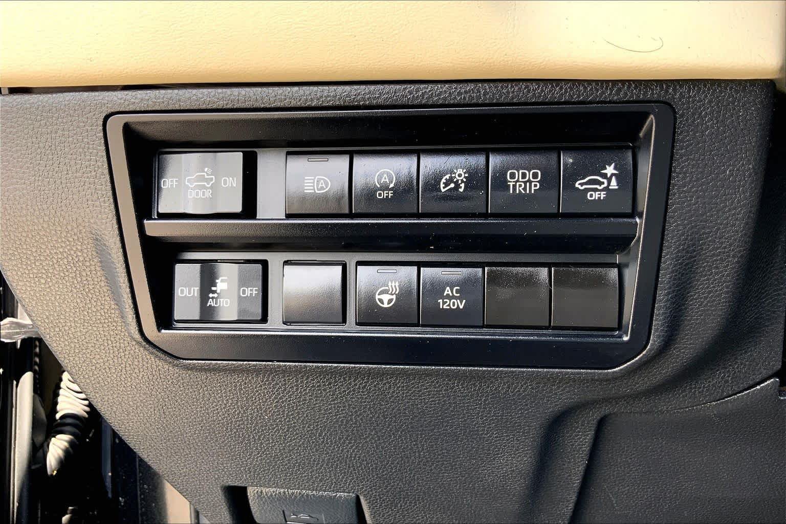 Used 2023 Toyota Tundra 1794 Edition AWD/4WD image 33