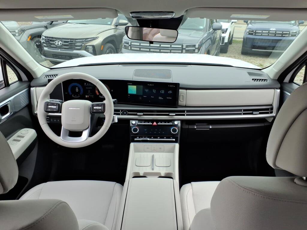 New 2026 Hyundai Santa Fe SE AWD/4WD image 9