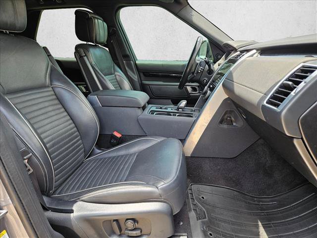 Used 2021 Land Rover Discovery S AWD/4WD image 22