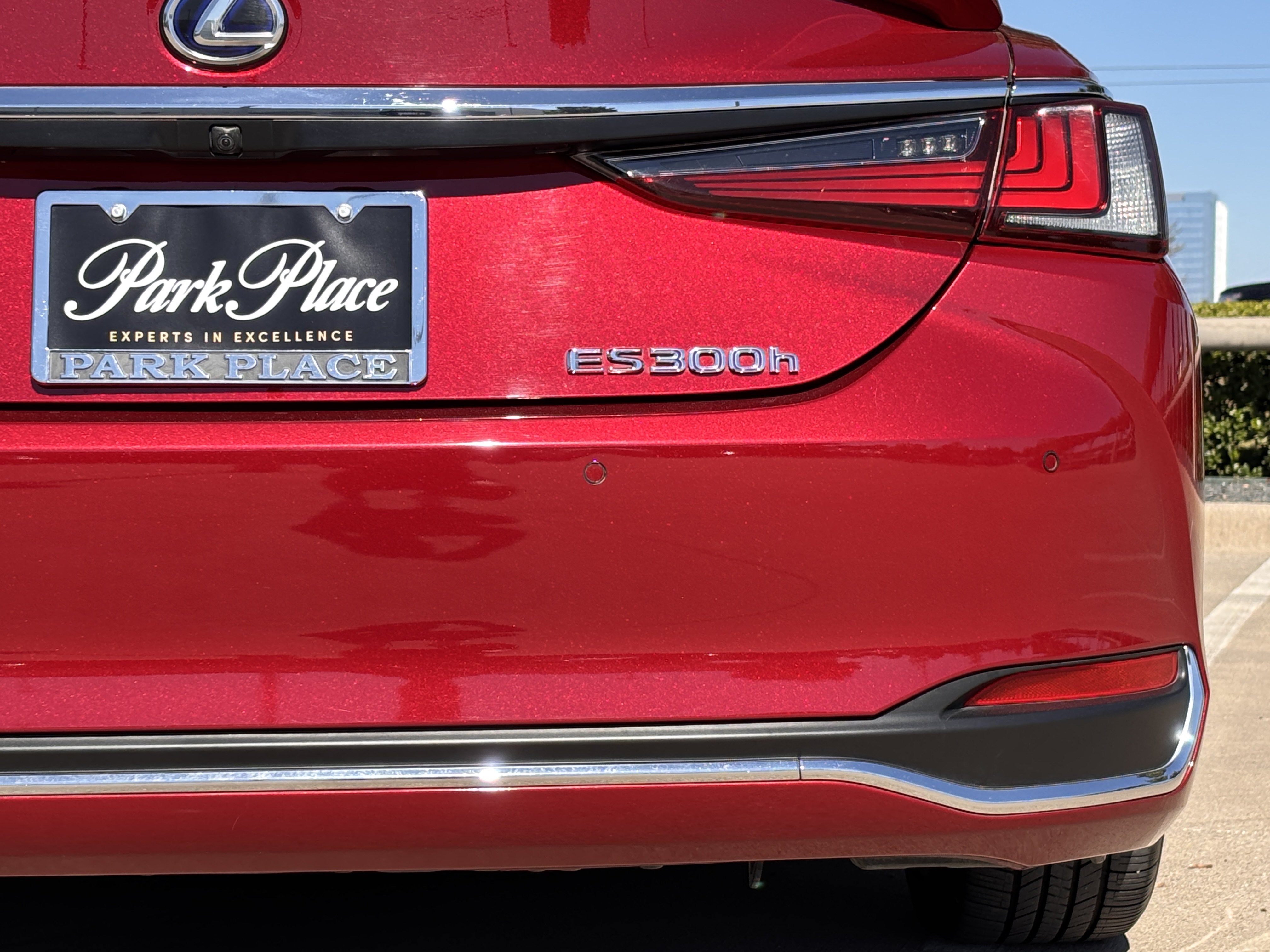 Used 2019 Lexus ES 300h Ultra Luxury FWD image 15