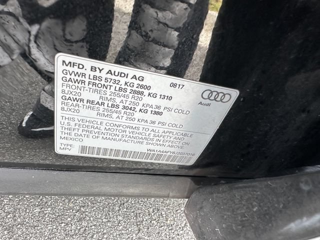 Used 2018 Audi SQ5 Premium Plus w/ S Sport Package AWD/4WD image 38
