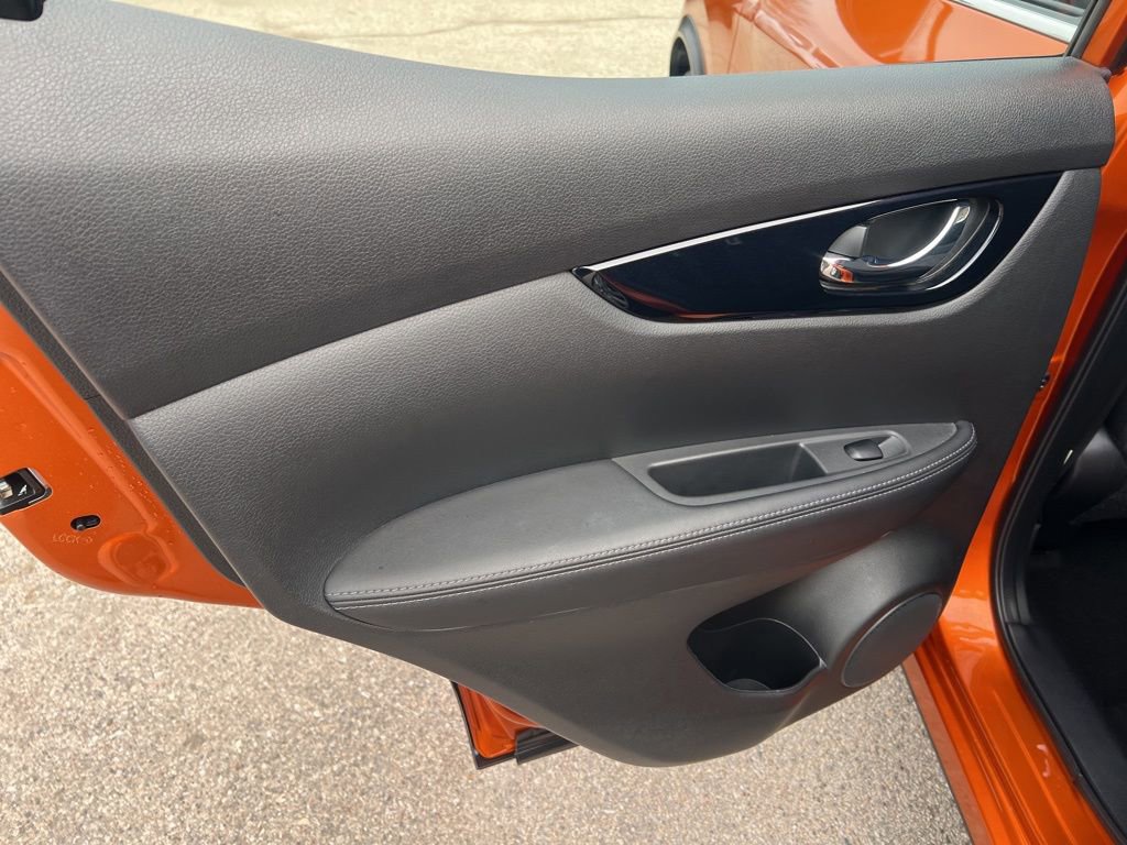 Used 2020 Nissan Rogue Sport SV w/ All-Weather Package image 10