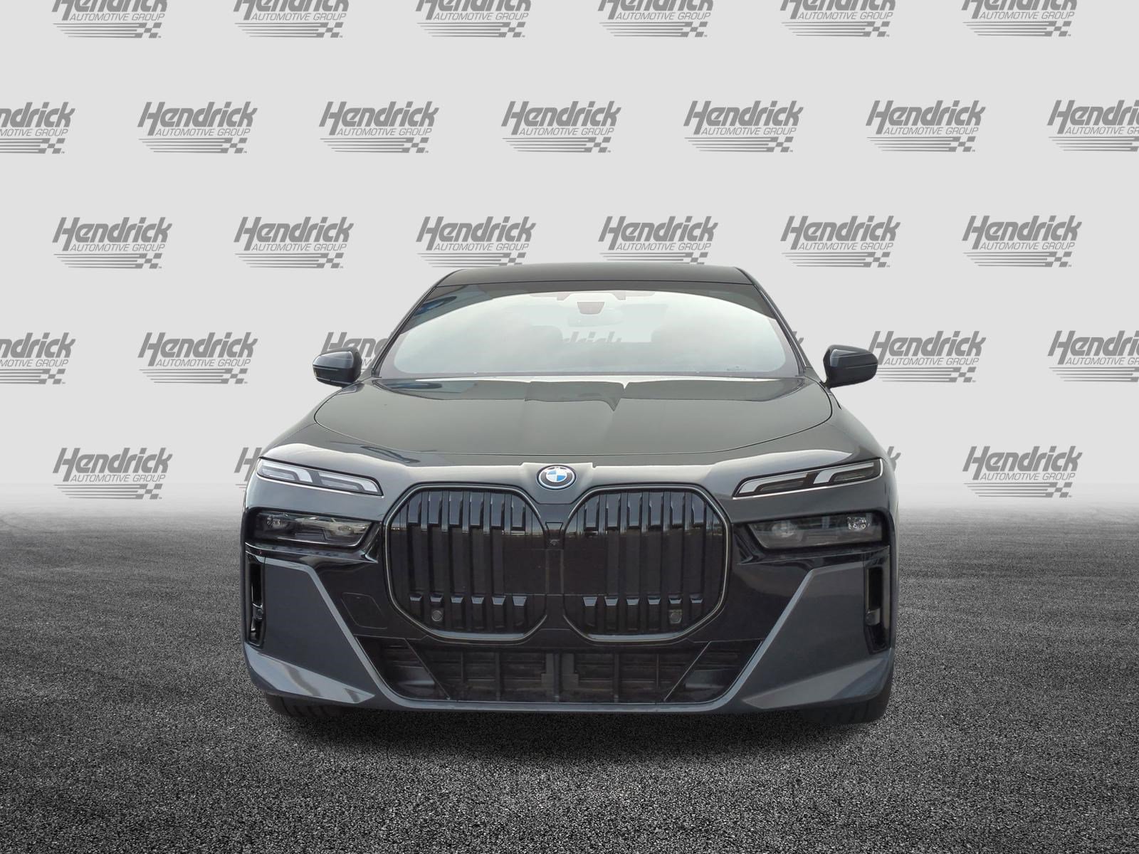 New 2026 BMW i7 eDrive50 w/ M Sport Package RWD image 3