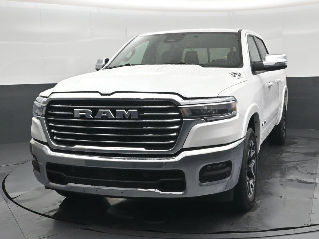 Used 2026 RAM 1500 Laramie AWD/4WD image 36