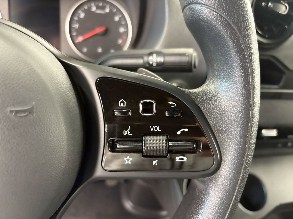 Used 2023 Mercedes-Benz Sprinter 1500 image 12