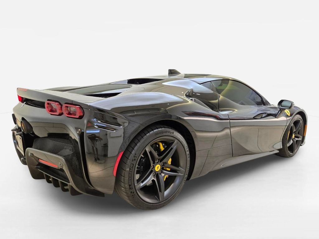 Used 2022 Ferrari SF90 Stradale AWD/4WD image 9