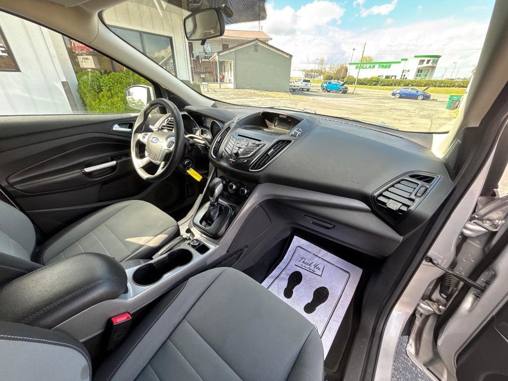 Used 2016 Ford Escape SE AWD/4WD image 35