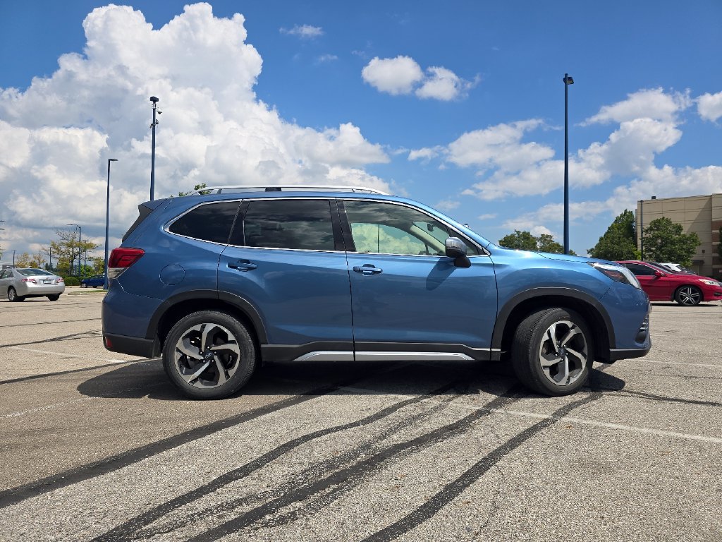 Used 2022 Subaru Forester Touring AWD/4WD image 18