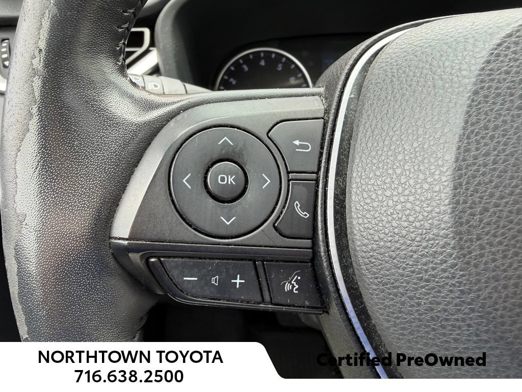 Used 2021 Toyota RAV4 XLE Premium AWD/4WD image 17